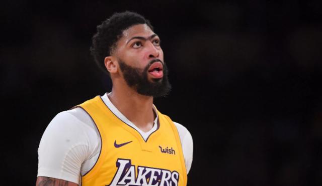 三分命中率40%创生涯新高！浓眉手感回归利好湖人