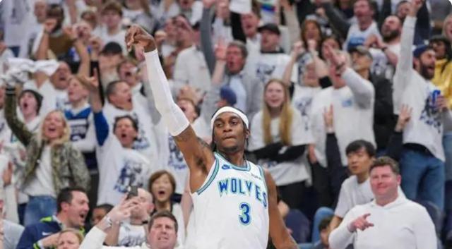 welcome海洋之神-群狼狂奔！防守至上+团队篮球 森林狼已成联盟强队